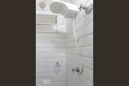 Banheiro de kitnet/studio para alugar com 1 quarto, 20m² em Vila Mariana, São Paulo