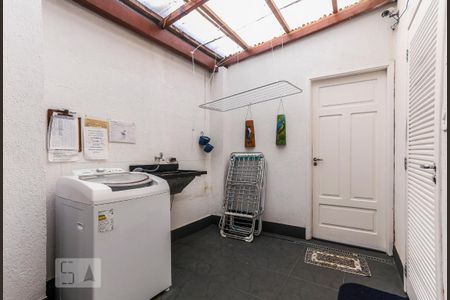 Studio para alugar com 20m², 1 quarto e 1 vaga Studio para alugar com 20m², 1 quarto e 1 vagaÁrea de Serviço