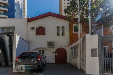 Studio para alugar com 20m², 1 quarto e 1 vaga Studio para alugar com 20m², 1 quarto e 1 vagaFachada da Casa