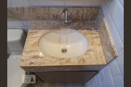 Detalhe do banheiro  de kitnet/studio para alugar com 1 quarto, 34m² em Ipiranga, São Paulo