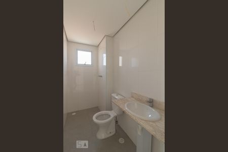 Banheiro de apartamento à venda com 1 quarto, 46m² em Vila Basileia, São Paulo