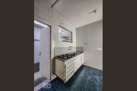 Cozinha de casa para alugar com 1 quarto, 60m² em Vila Nair, São Paulo