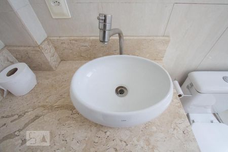 Apartamento para alugar com 100m², 2 quartos e 1 vagaDetalhe Banheiro