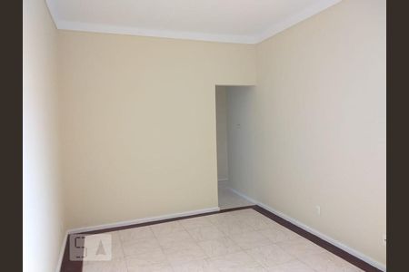 Sala de apartamento para alugar com 3 quartos, 90m² em Pe Pequeno, Niterói
