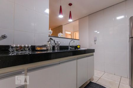 Cozinha de apartamento à venda com 2 quartos, 64m² em São João Batista (venda Nova), Belo Horizonte