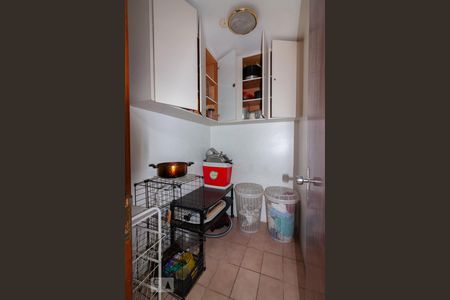 Apartamento à venda com 236m², 4 quartos e 2 vagas