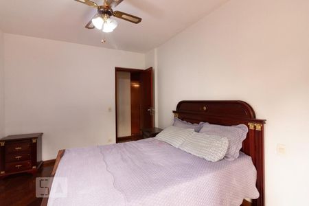 Apartamento à venda com 236m², 4 quartos e 2 vagas