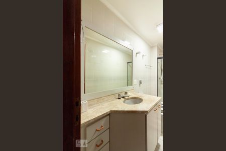 Apartamento à venda com 236m², 4 quartos e 2 vagas