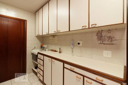 Apartamento à venda com 236m², 4 quartos e 2 vagas