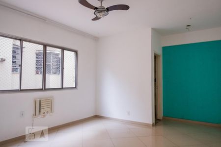 Sala de apartamento para alugar com 2 quartos, 56m² em Maracanã, Rio de Janeiro