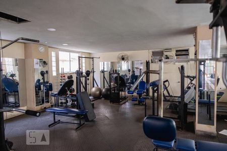 Apartamento para alugar com 56m², 2 quartos e 1 vaga Apartamento para alugar com 56m², 2 quartos e 1 vagaÁrea comum - Academia