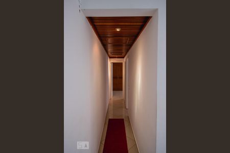 Corredor de apartamento para alugar com 2 quartos, 56m² em Maracanã, Rio de Janeiro