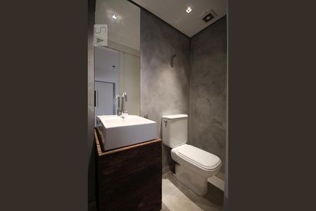 Lavabo de apartamento à venda com 3 quartos, 150m² em Real Parque, São Paulo