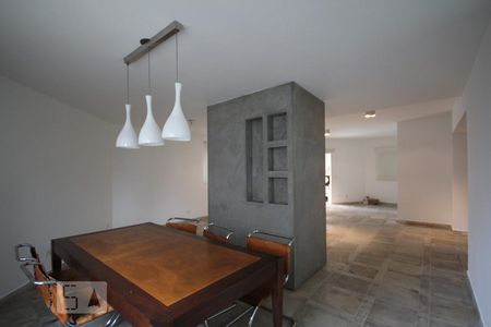 Sala de apartamento à venda com 3 quartos, 150m² em Real Parque, São Paulo