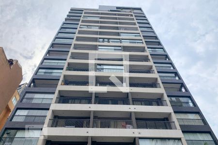 Studio à venda com 38m², 1 quarto e 1 vaga Studio à venda com 38m², 1 quarto e 1 vagaFachada