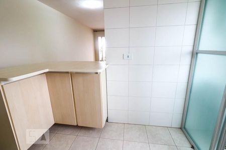 Apartamento à venda com 66m², 2 quartos e 1 vaga Apartamento à venda com 66m², 2 quartos e 1 vagaCozinha - Armários