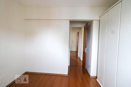 Suite  de apartamento à venda com 2 quartos, 66m² em Vila Gilda, Santo André