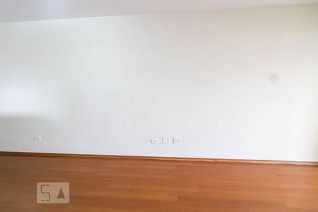 Sala de apartamento à venda com 2 quartos, 66m² em Vila Gilda, Santo André