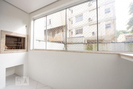 Varanda com Churrasqueira  de apartamento para alugar com 2 quartos, 70m² em Floresta, Porto Alegre