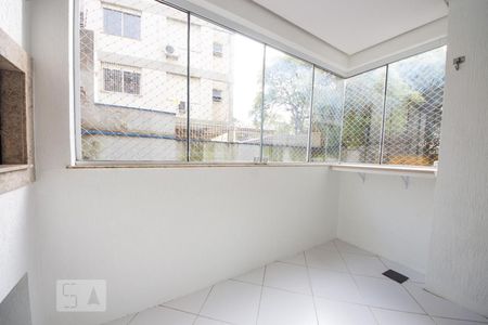 Varanda com Churrasqueira  de apartamento para alugar com 2 quartos, 70m² em Floresta, Porto Alegre