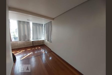 Apartamento para alugar com 4 quartos, 200m² em Auxiliadora, Porto Alegre