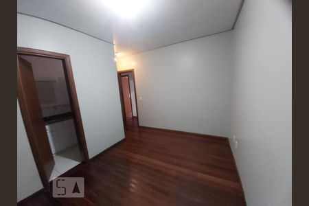 Apartamento para alugar com 200m², 4 quartos e 2 vagas
