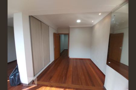 Apartamento para alugar com 4 quartos, 200m² em Auxiliadora, Porto Alegre