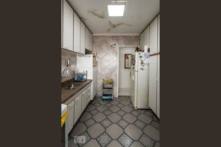 Apartamento à venda com 224m², 4 quartos e 3 vagasCozinha