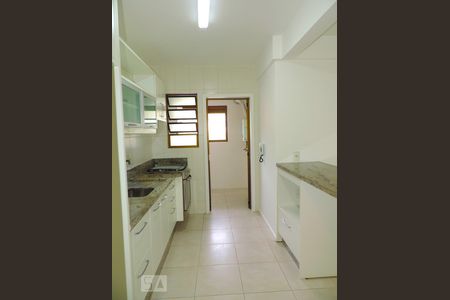 Apartamento para alugar com 100m², 3 quartos e 2 vagasCozinha