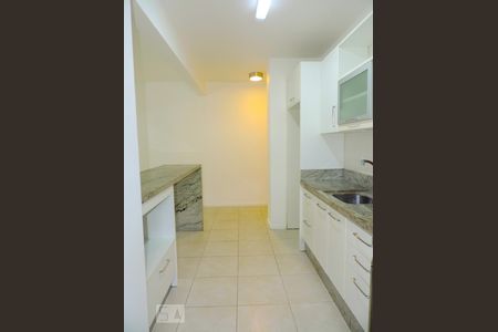 Apartamento para alugar com 100m², 3 quartos e 2 vagasCozinha
