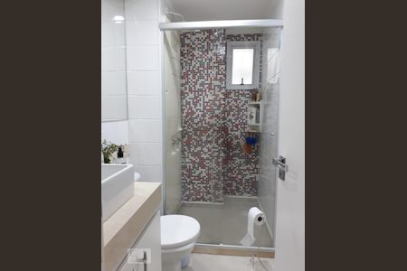 Banheiro de apartamento à venda com 3 quartos, 70m² em Carandiru, São Paulo