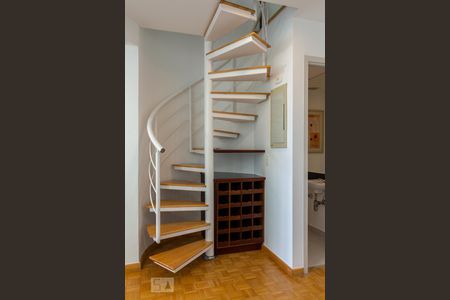 Detalhe da Sala de apartamento para alugar com 1 quarto, 63m² em Alphaville Industrial, Barueri