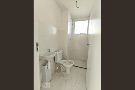 Banheiro de apartamento à venda com 2 quartos, 60m² em Santos Dumont, São Leopoldo