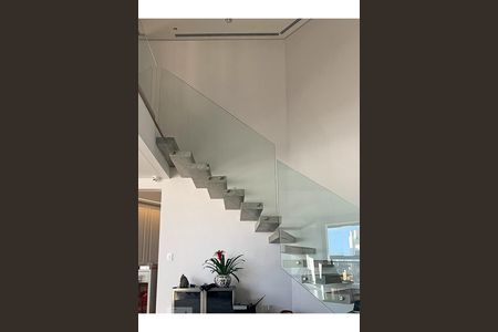 Sala de apartamento à venda com 3 quartos, 210m² em Indianópolis, São Paulo