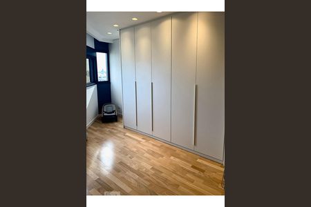 Apartamento à venda com 210m², 3 quartos e 3 vagasSuíte