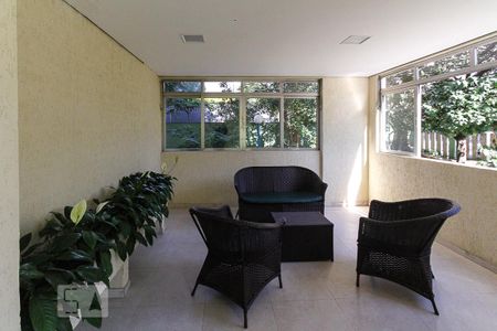 Hall de Entrada de apartamento à venda com 2 quartos, 56m² em Brás, São Paulo