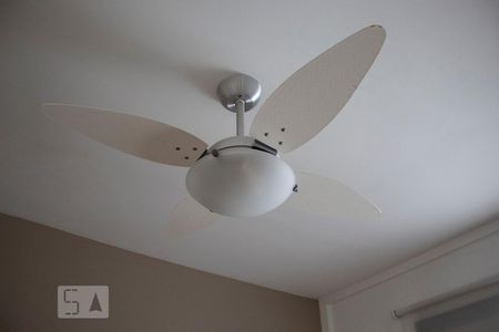 Apartamento à venda com 112m², 2 quartos e 1 vaga Apartamento à venda com 112m², 2 quartos e 1 vagaDetalhe Quarto