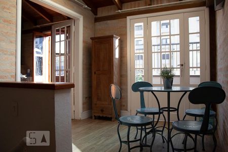 Apartamento à venda com 112m², 2 quartos e 1 vaga Apartamento à venda com 112m², 2 quartos e 1 vagaSala Superior com varanda