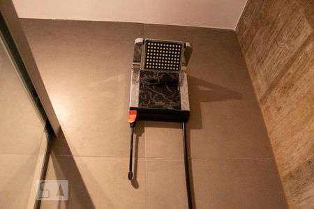 Apartamento à venda com 112m², 2 quartos e 1 vaga Apartamento à venda com 112m², 2 quartos e 1 vagaDetalhe Banheiro 2