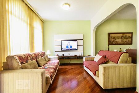 Sala de Estar de casa para alugar com 3 quartos, 200m² em Chácara Santo Antônio (zona Sul), São Paulo