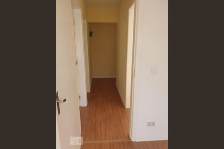 Corredor de apartamento para alugar com 3 quartos, 85m² em Alto da Rua Xv, Curitiba