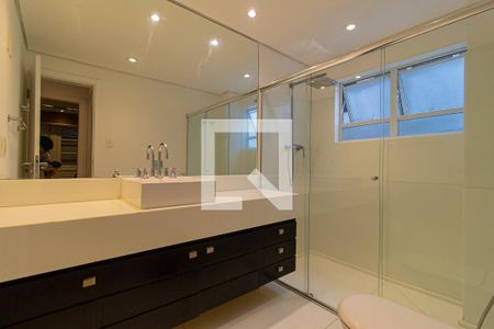 Apartamento à venda com 135m², 2 quartos e 1 vaga Apartamento à venda com 135m², 2 quartos e 1 vagaBanheiro Social