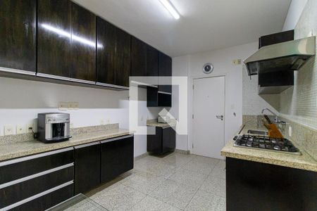 Apartamento à venda com 135m², 2 quartos e 1 vaga Apartamento à venda com 135m², 2 quartos e 1 vagaCozinha
