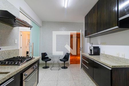 Apartamento à venda com 135m², 2 quartos e 1 vaga Apartamento à venda com 135m², 2 quartos e 1 vagaCozinha