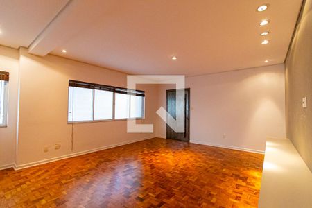 Sala de apartamento à venda com 2 quartos, 135m² em Jardim Paulista, São Paulo