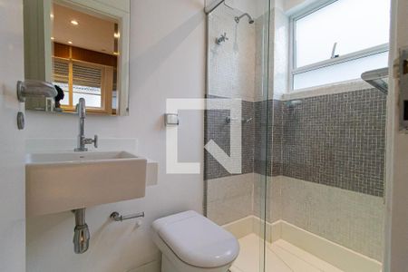 Apartamento à venda com 135m², 2 quartos e 1 vaga Apartamento à venda com 135m², 2 quartos e 1 vagaBanheiro da Suíte 1