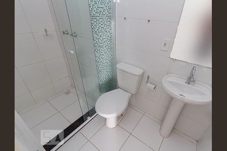 Apartamento para alugar com 45m², 2 quartos e 1 vaga Apartamento para alugar com 45m², 2 quartos e 1 vagaBanheiro