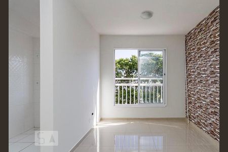 Apartamento para alugar com 45m², 2 quartos e 1 vaga Apartamento para alugar com 45m², 2 quartos e 1 vagaSala