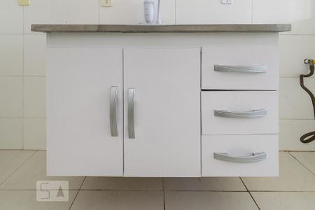 Apartamento à venda com 60m², 2 quartos e 1 vaga Apartamento à venda com 60m², 2 quartos e 1 vagaCozinha - Armários