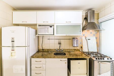 Apartamento para alugar com 75m², 2 quartos e 2 vagasCozinha